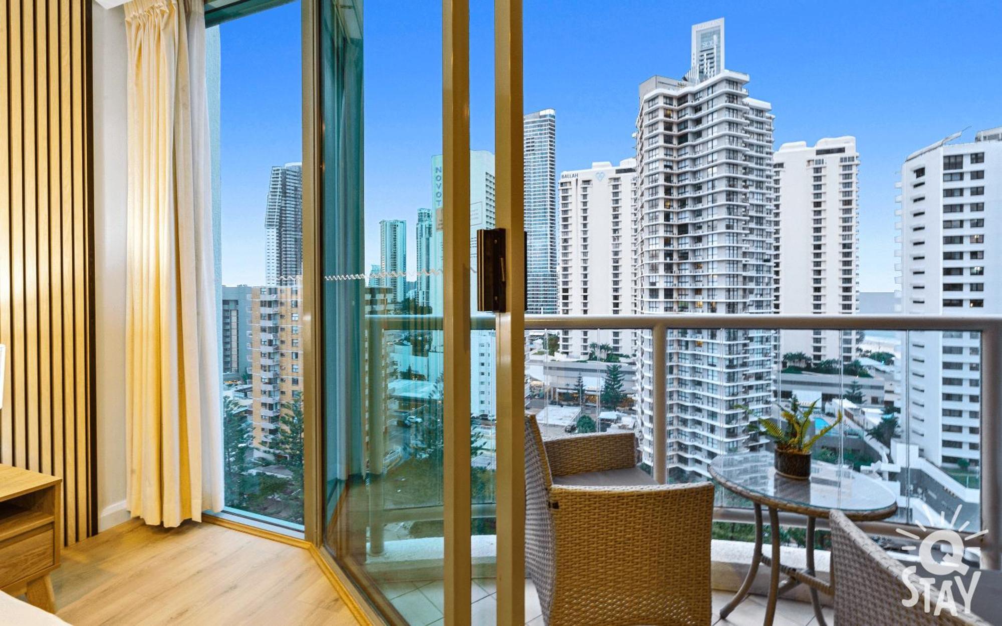 Legends Surfers Paradise Mid Week Madness Deal - Q Stay Gold Coast Eksteriør billede