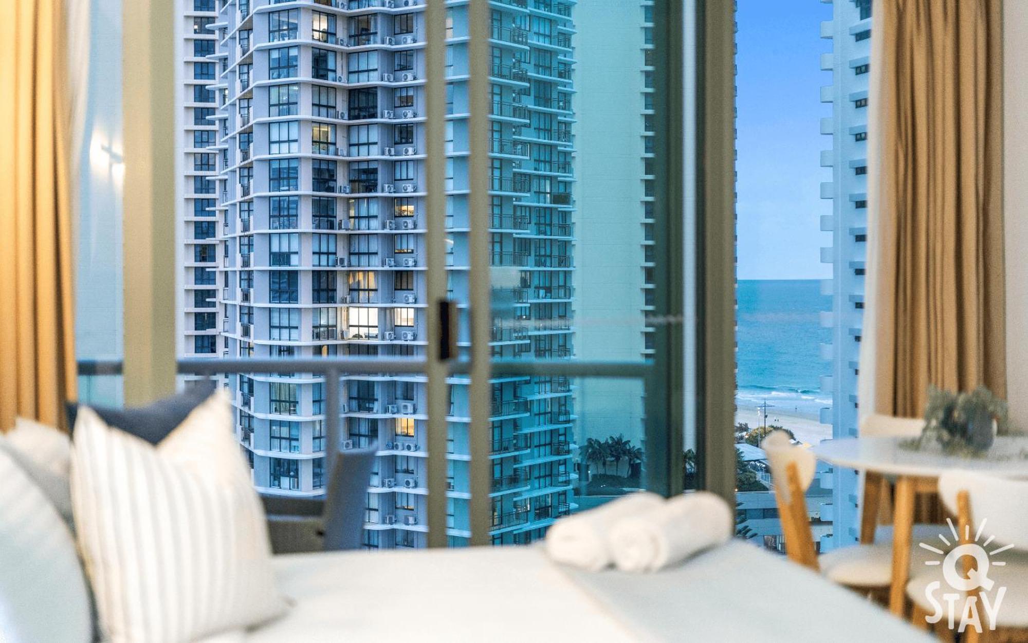 Legends Surfers Paradise Mid Week Madness Deal - Q Stay Gold Coast Eksteriør billede
